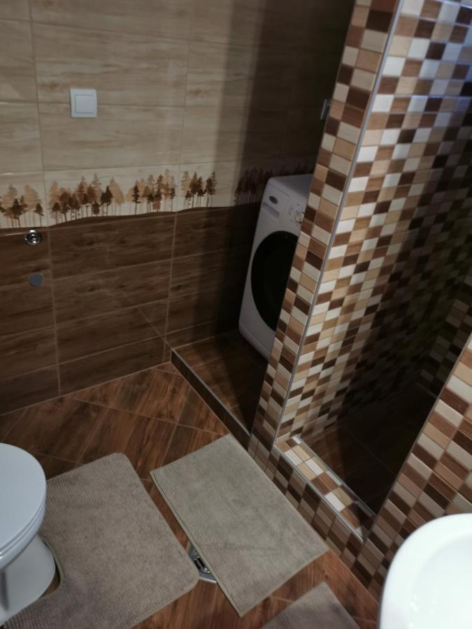 Zso-Ze Apartman Tiszafured Bagian luar foto