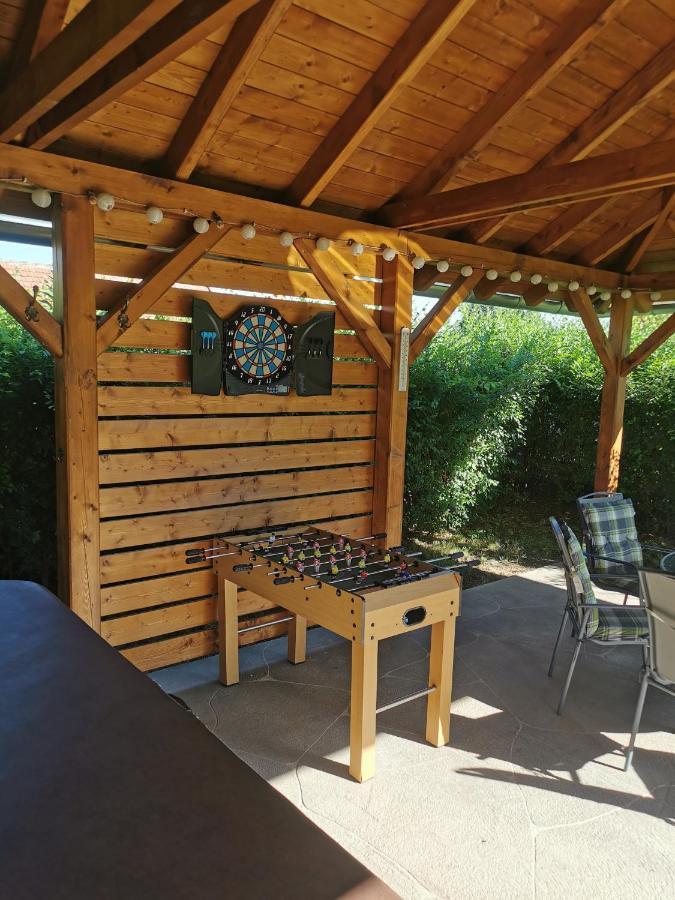Zso-Ze Apartman Tiszafured Bagian luar foto